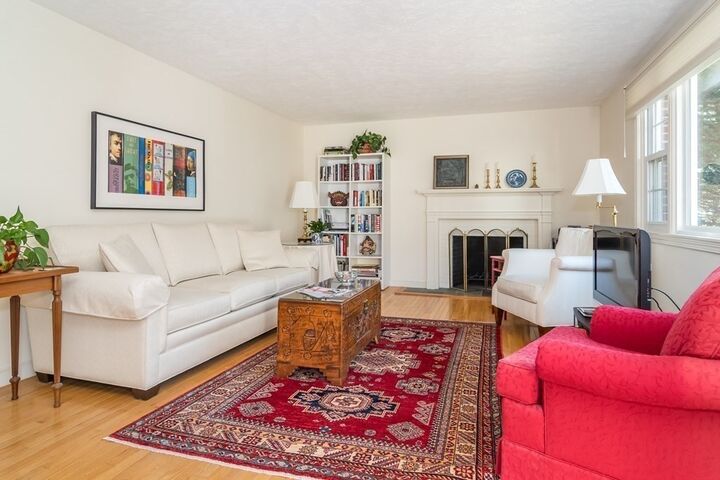 Property Photo:  21 Westerly St 10  MA 02482 
