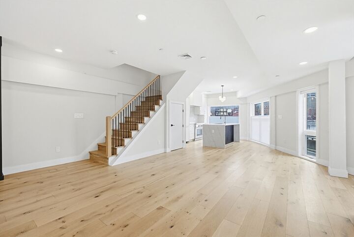Property Photo:  43 Stillman Street 1  MA 02113 