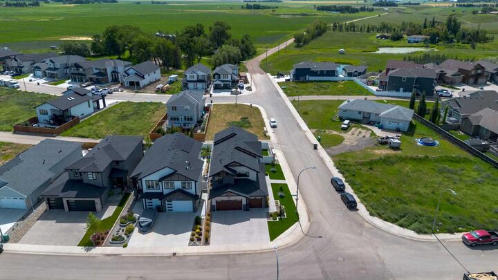 Property Photo: 648 Sixmile Crescent S AB T1K 8G4