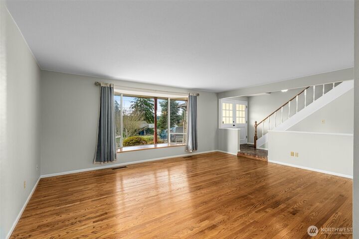 Property Photo: 11516 Bartlett Ave NE WA 98125