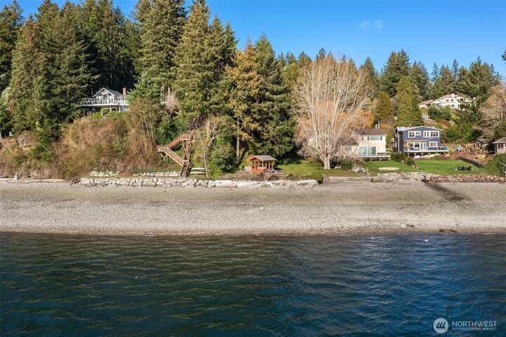 Property Photo:  6625  Cromwell Beach Drive NW  WA 98335 