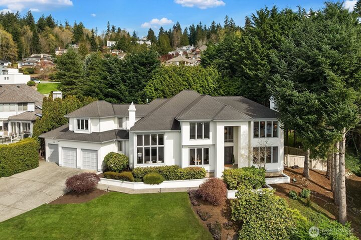 Property Photo:  1540  204th Avenue NE  WA 98074 
