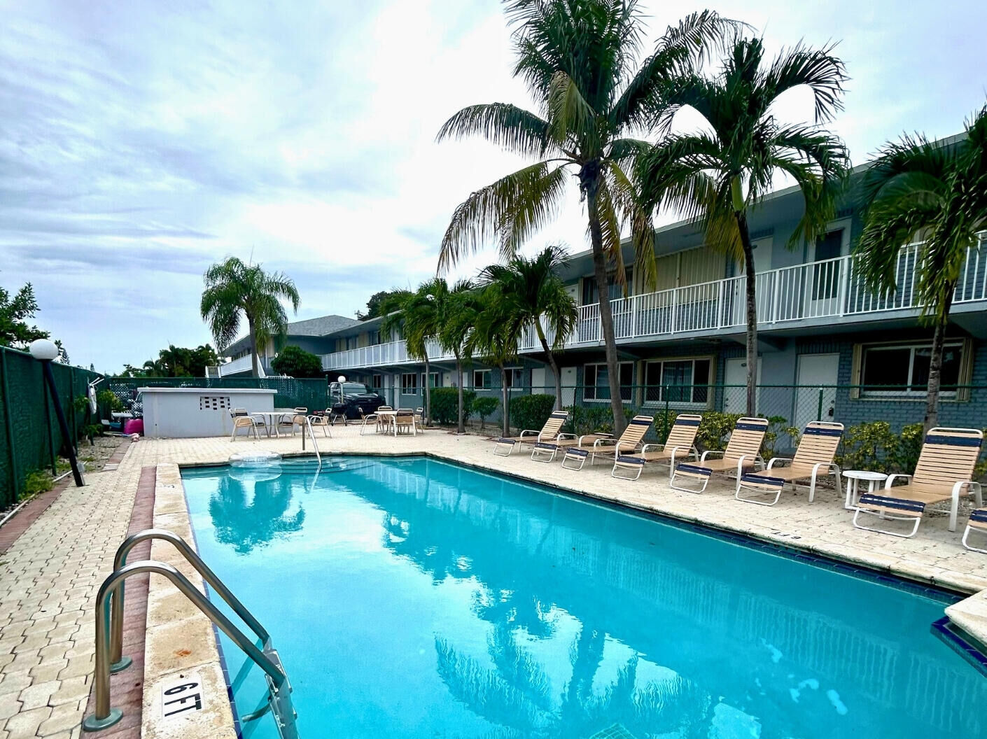 Property Photo:  2175 NE 56th Street 109  FL 33308 