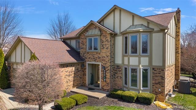 Property Photo:  39344 Lorien Drive  MI 48313 