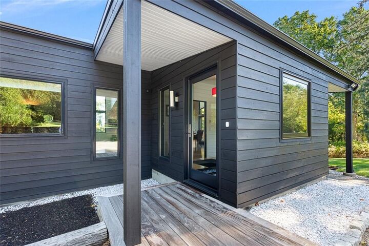 Property Photo:  18 Collins Terrace  RI 02835 