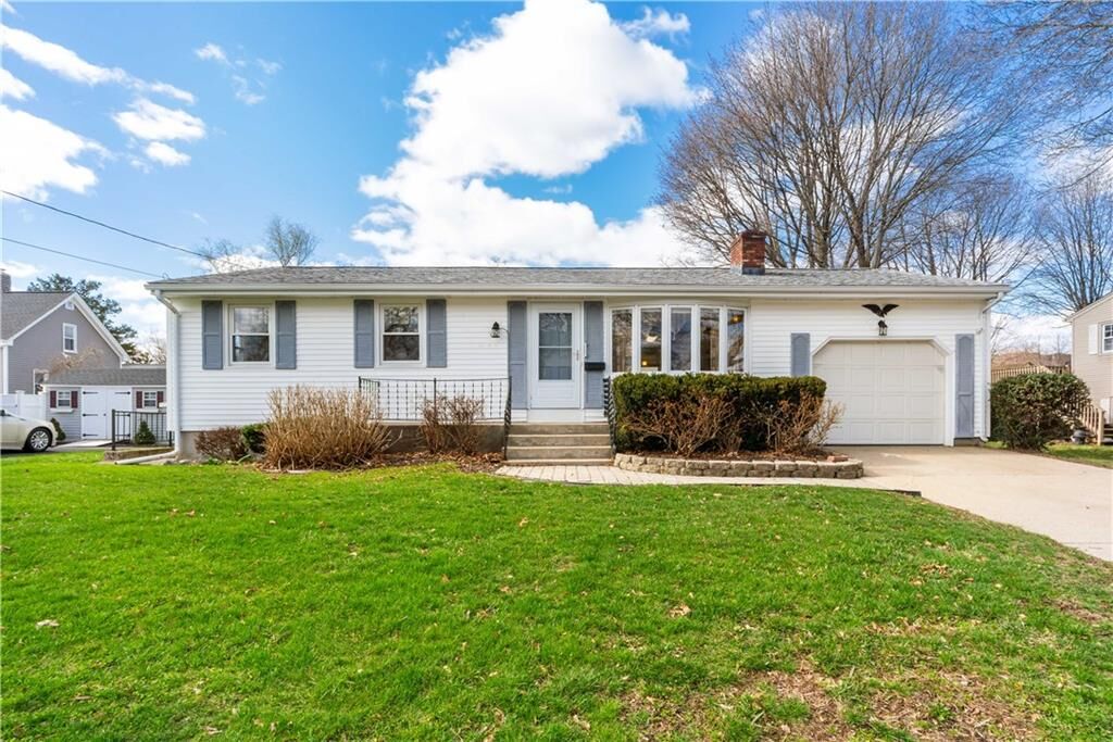 Property Photo:  5 Luther Avenue  RI 02914 