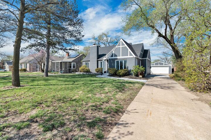 Property Photo:  449 N Battin  KS 67208 