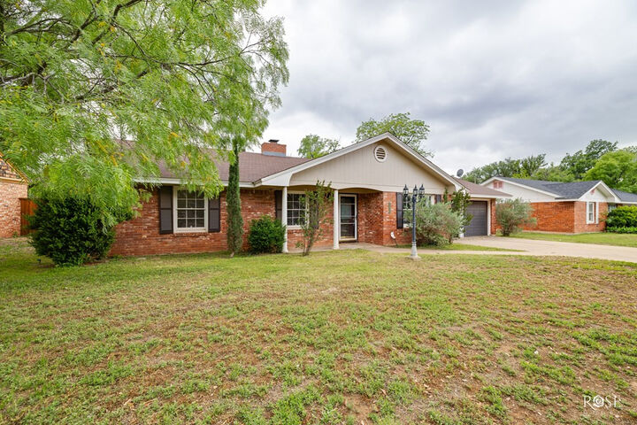 Property Photo:  2709 Oxford Avenue  TX 76904 