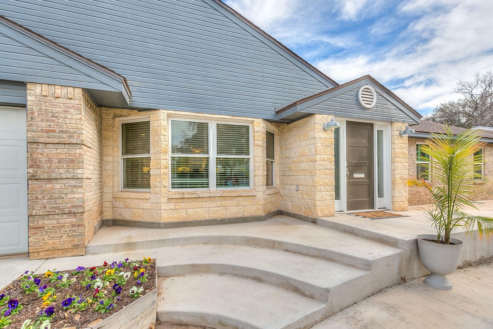 Property Photo:  2760 Dena Drive  TX 76904 
