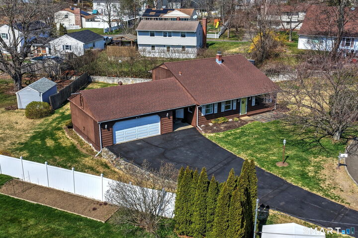 Property Photo: 25 Cameo Court CT 06614