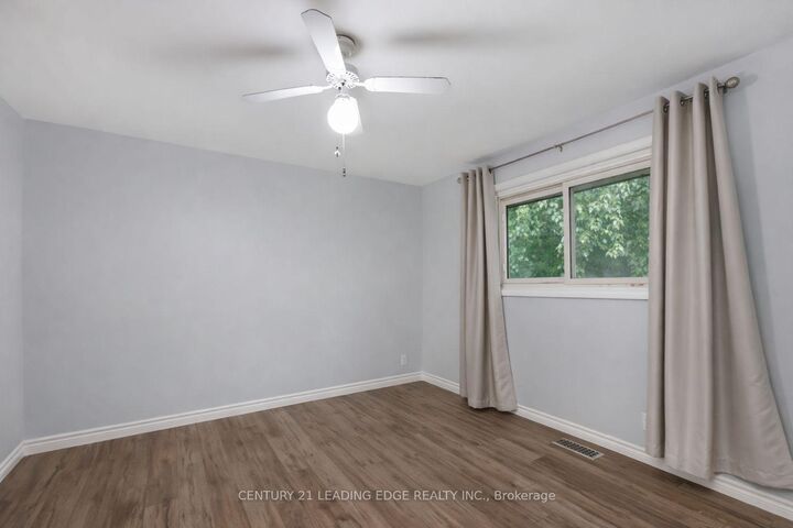 Property Photo:  306 Lindan (Room 2) Avenue  ON K9L 1K6 