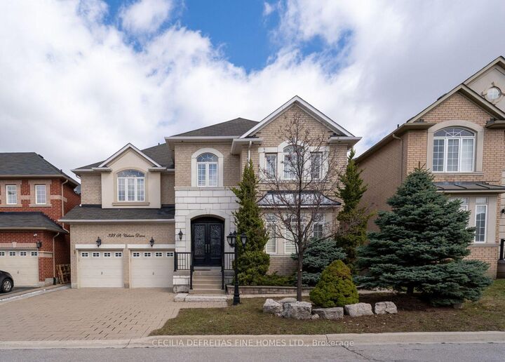 328 St. Urbain Drive — photo 1