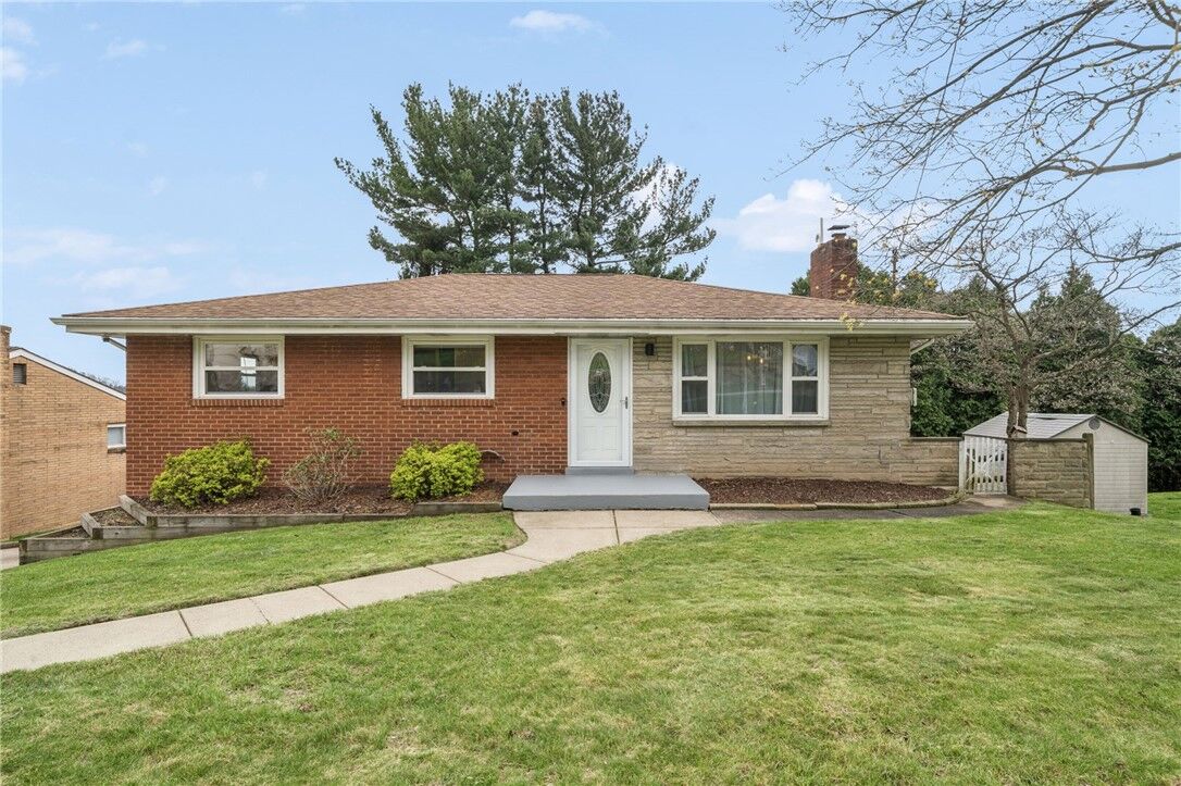 Property Photo:  825 Venango Avenue  PA 15209 