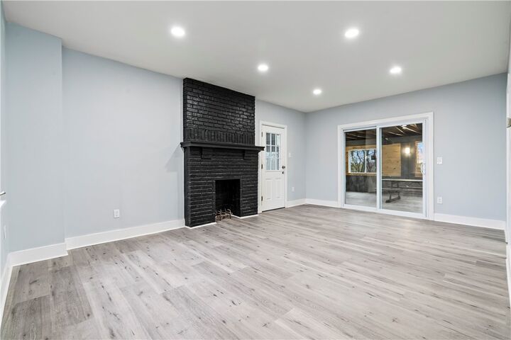 Property Photo:  7826 Oak St  PA 15237 