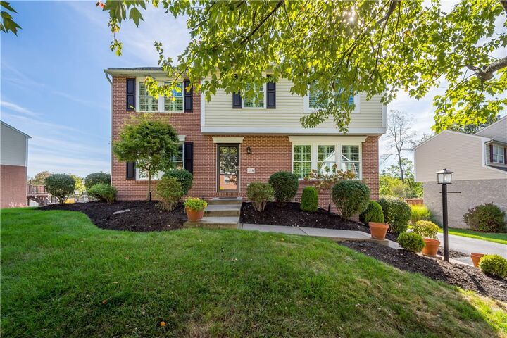 Property Photo:  114 Pine Creek Dr  PA 15367 