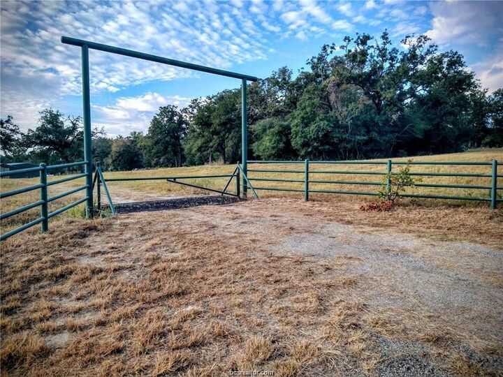 Property Photo:  5997 County Road 308  TX 77836 