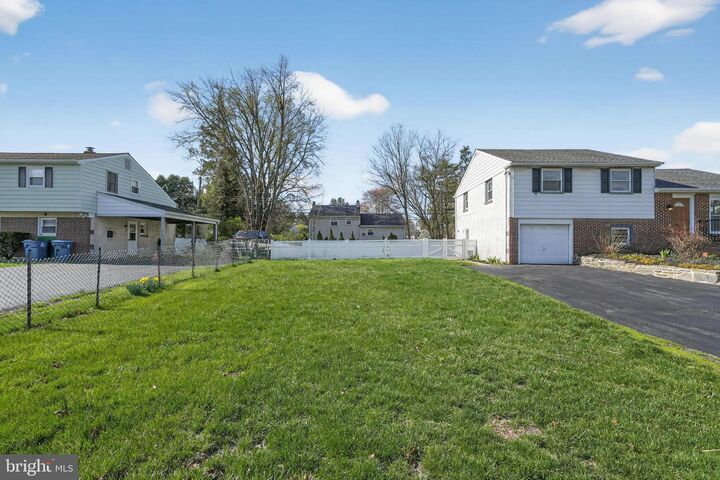 Property Photo:  1206 W Chester Pike  PA 19382 