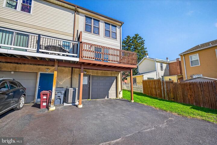 Property Photo:  1204 Brown Street  DE 19805 