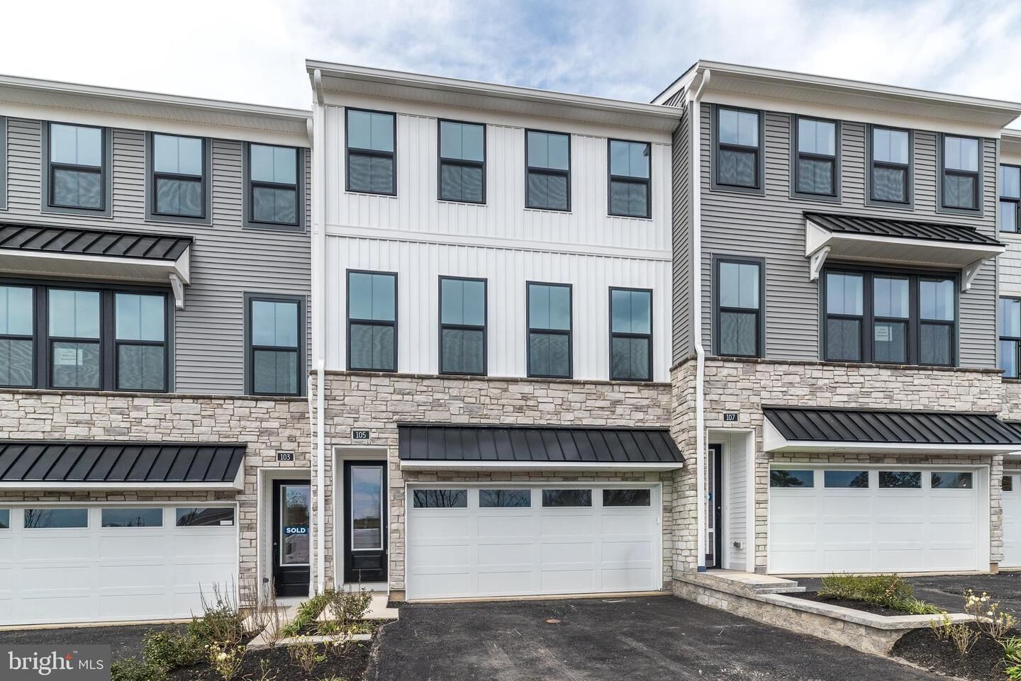 Property Photo:  105 Brianna Court  PA 18914 