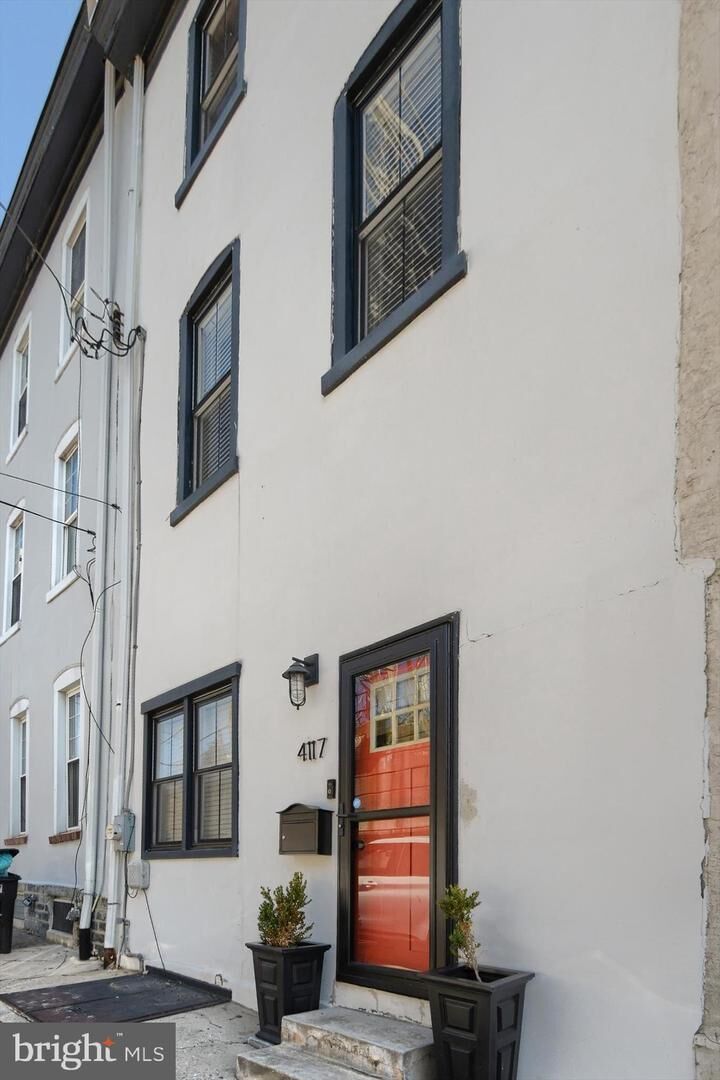 Property Photo: 4117 Cresson Street PA 19127