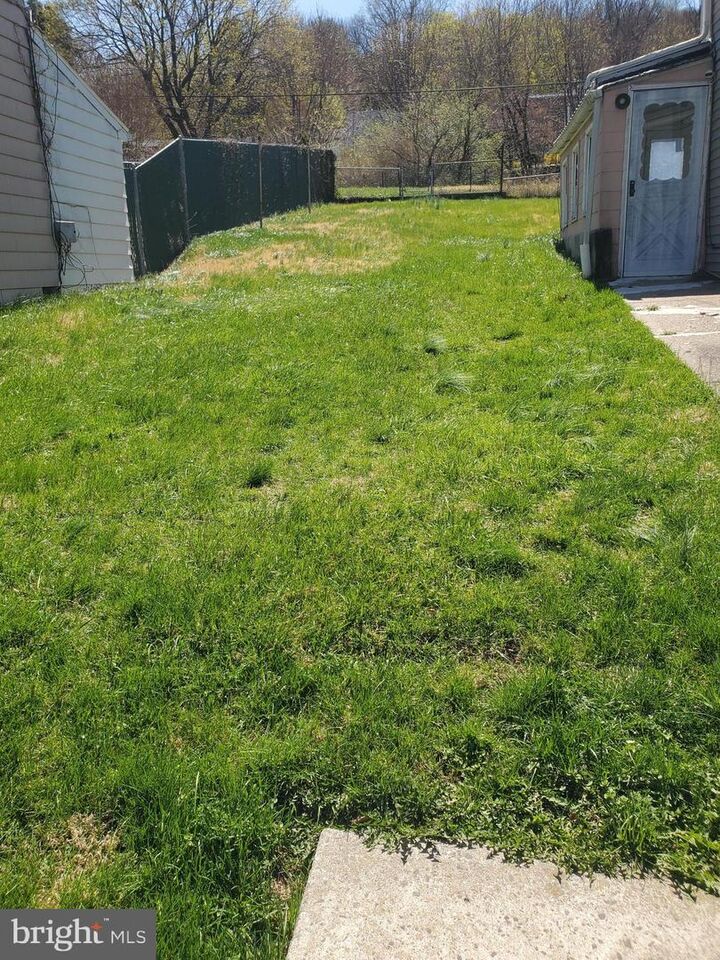 Property Photo:  1736 Fairview Street  PA 19606 