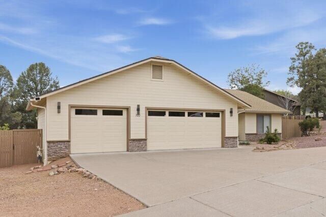 Property Photo: 722 Boulder Ridge Road AZ 85541