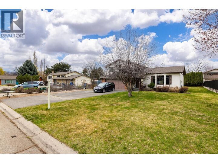 Property Photo: 1272 Hillaby Court BC V1X 6Y1