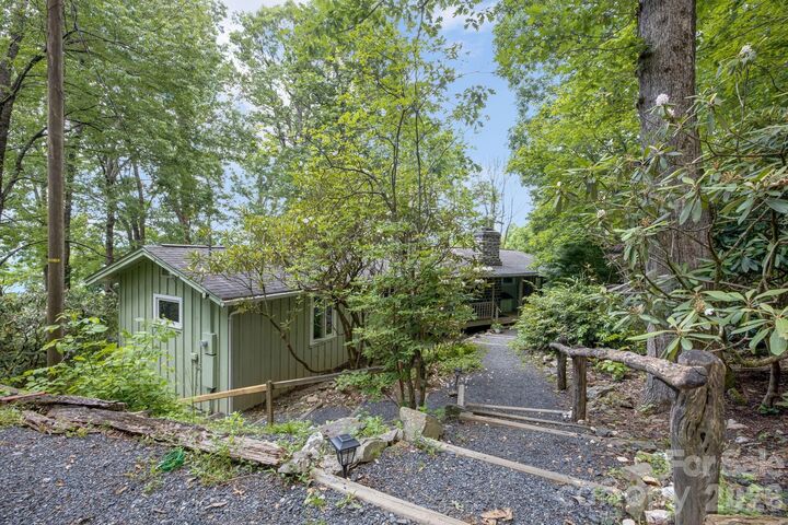 Property Photo:  203 Laurel Lane  NC 28749 