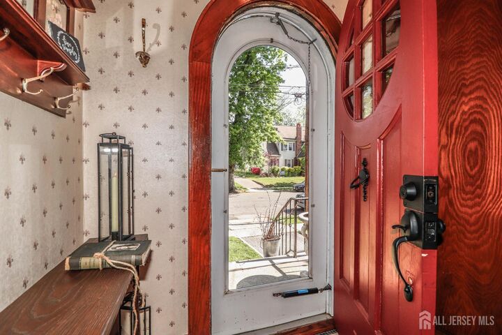 Property Photo:  544 W Meadow Avenue W  NJ 07065 