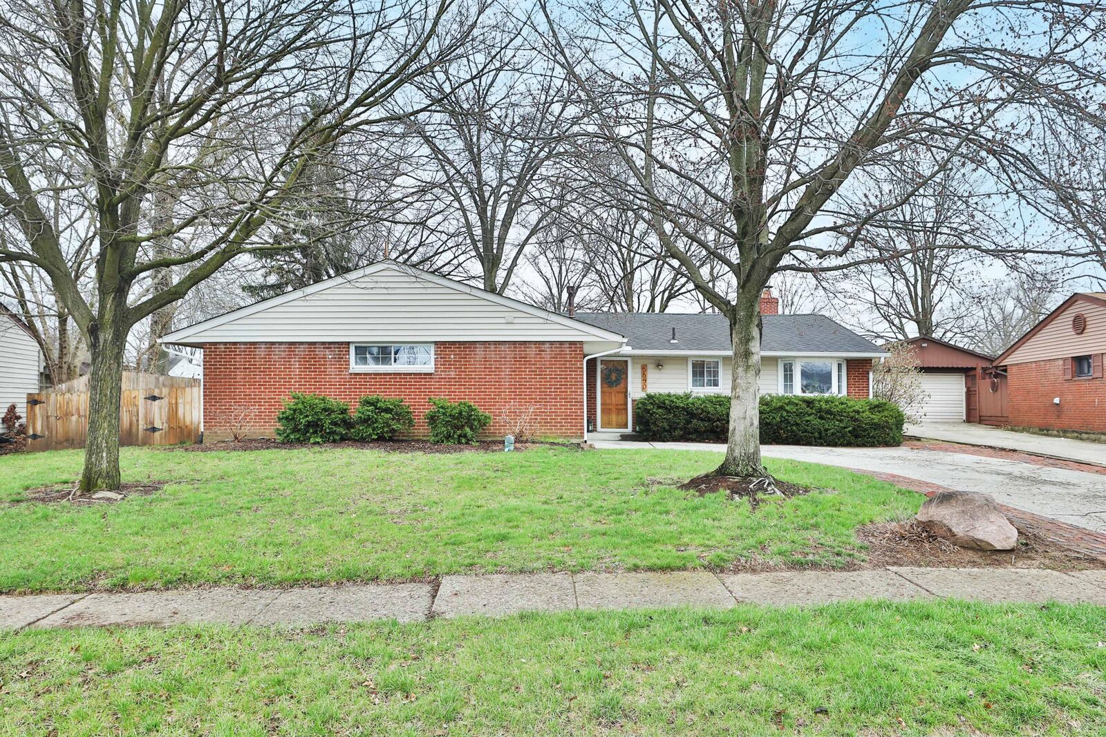 Property Photo:  5650 Copenhagen Drive  OH 43081 