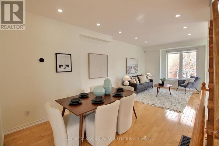 Photo de la propriété: 40 Leitchcroft Crescent ON L3T 7W1