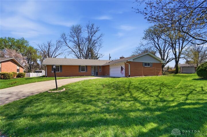 Property Photo: 2361 Colony Way OH 45440