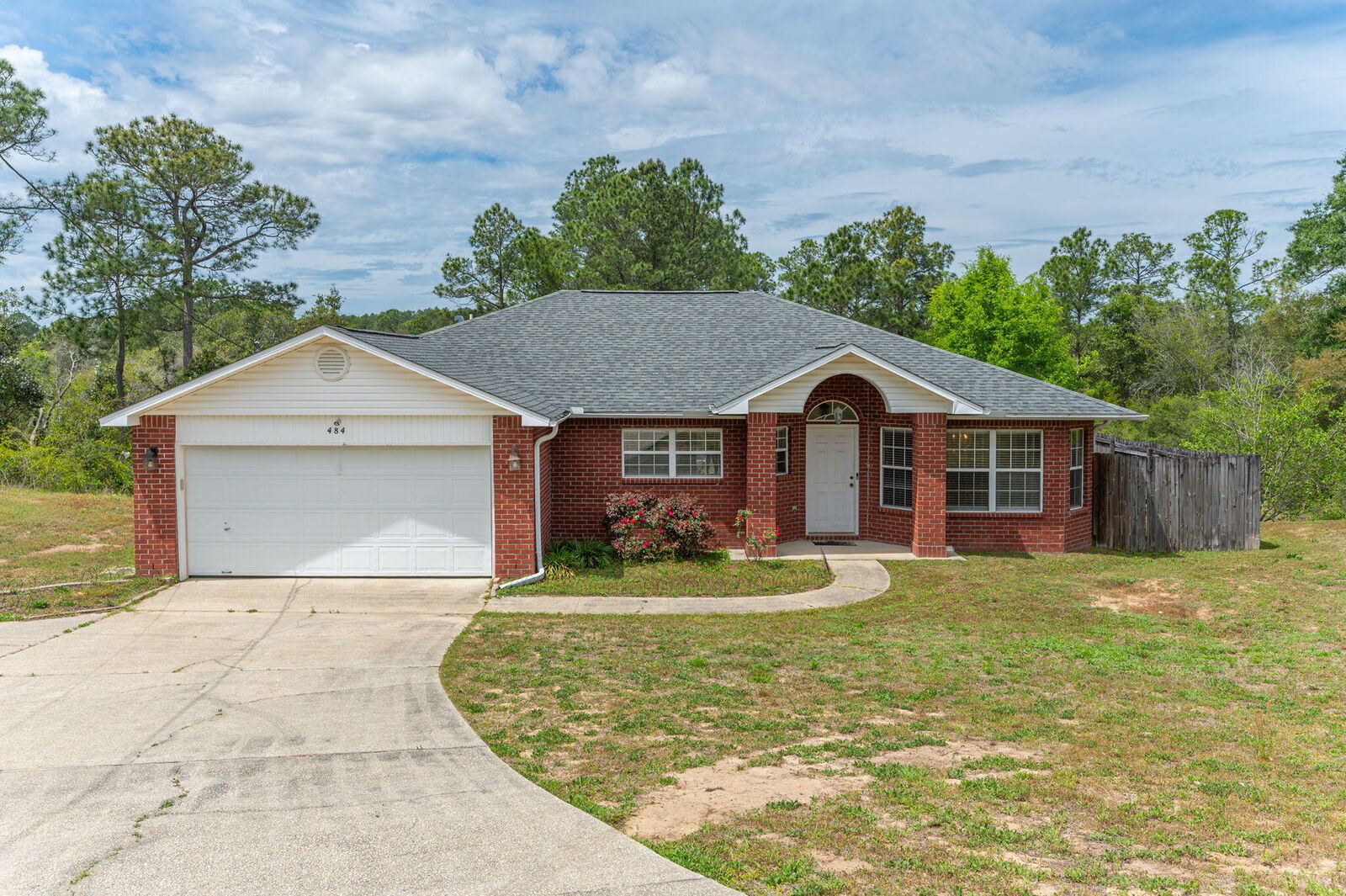 Property Photo: 484 Jillian Drive FL 32536