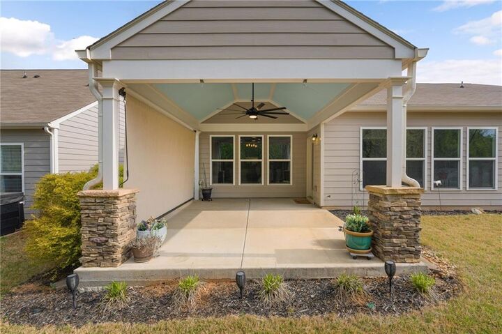 Property Photo:  113 Marigold Court  GA 30223 