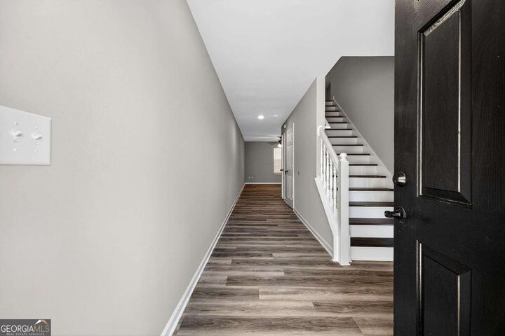 Property Photo:  1065 Maple Valley Court  GA 30291 