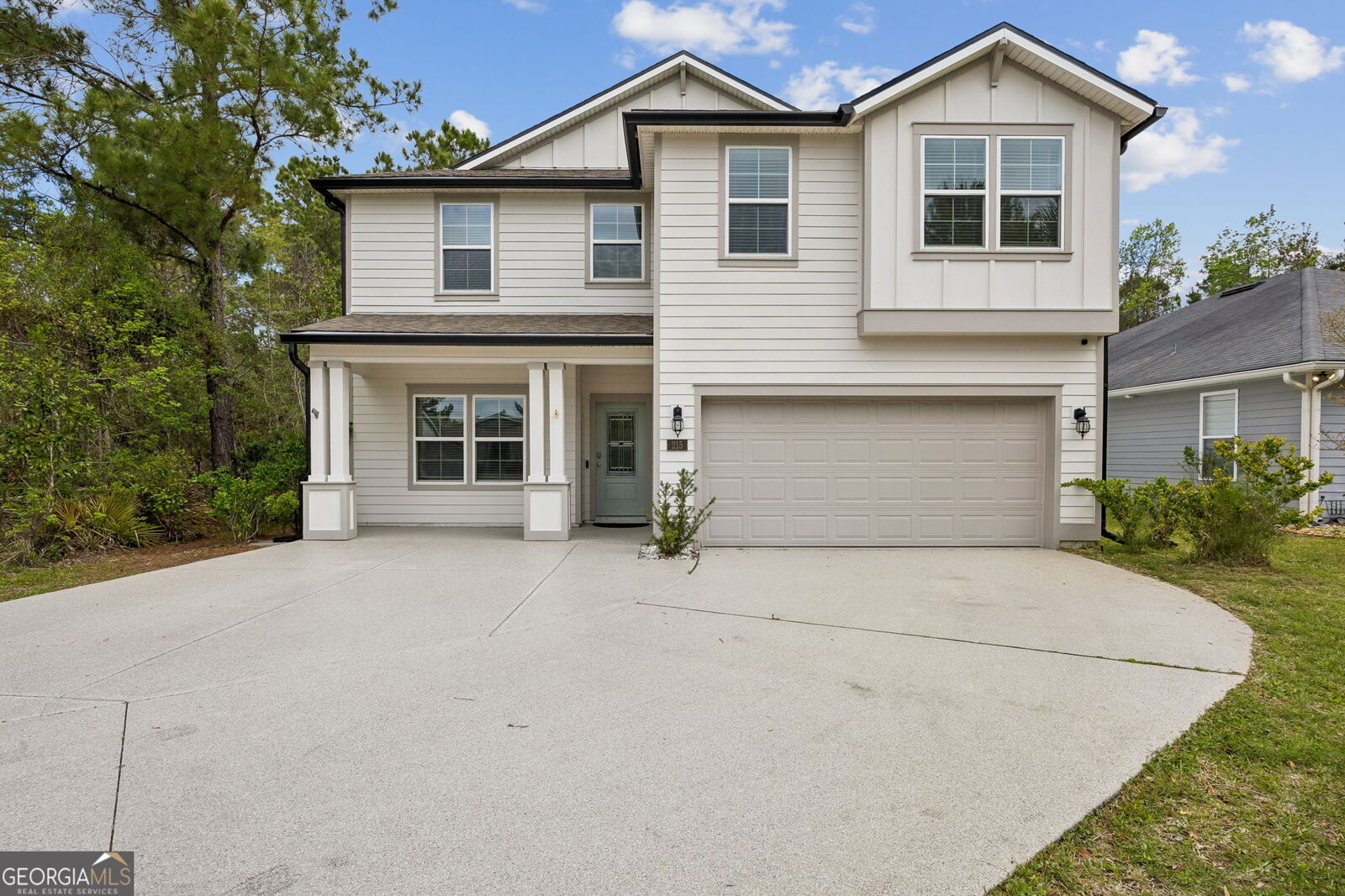 Property Photo:  215 Holm Place  GA 31558 