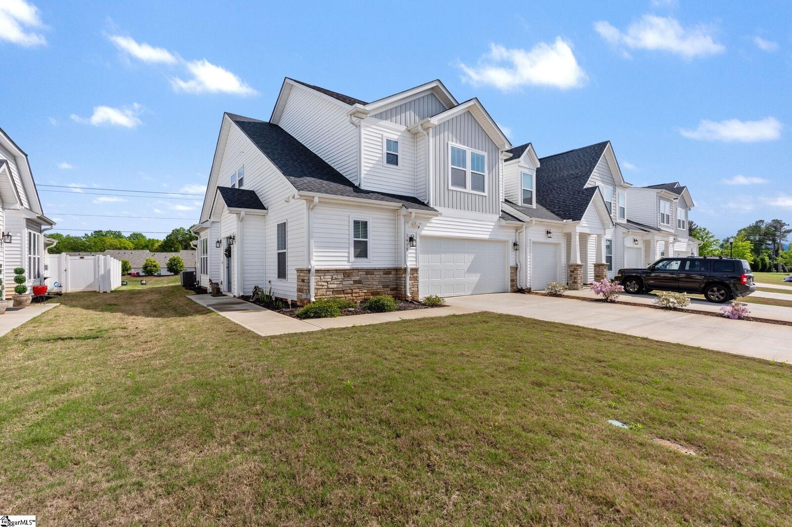 Property Photo: 1615 Chelmsford Court SC 29301