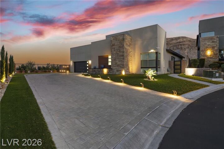 Property Photo: 6880 Equinox Cliff Street NV 89135