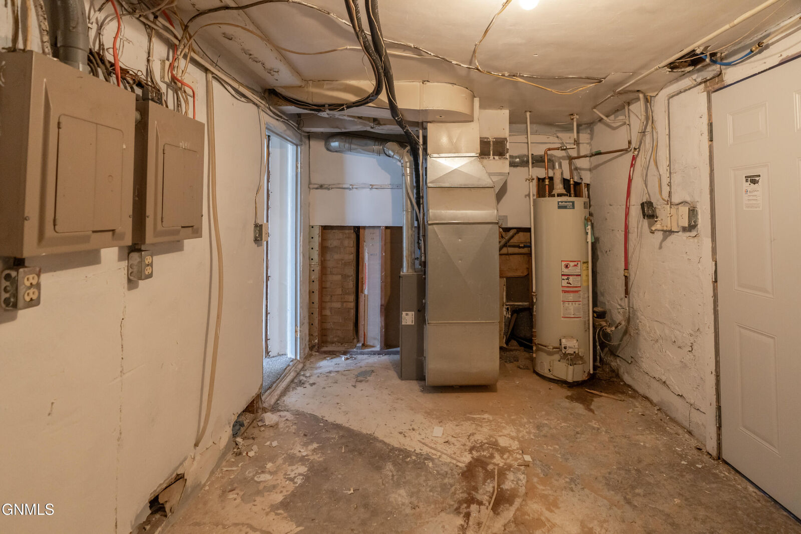 Property Photo:  222 19th Street  ND 58501 