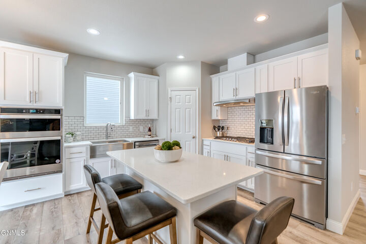 Property Photo: 4810 Cornice Loop ND 58503