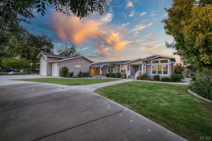 Property Photo:  8646 Cairo  CA 93242 