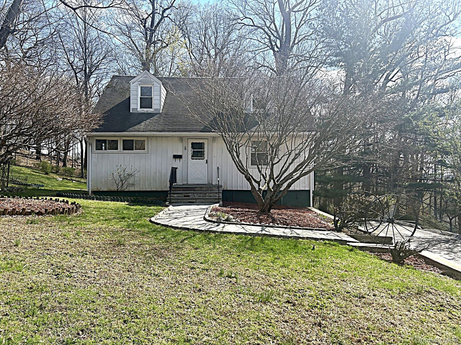 Property Photo:  8 Ridge Street  NY 10591 