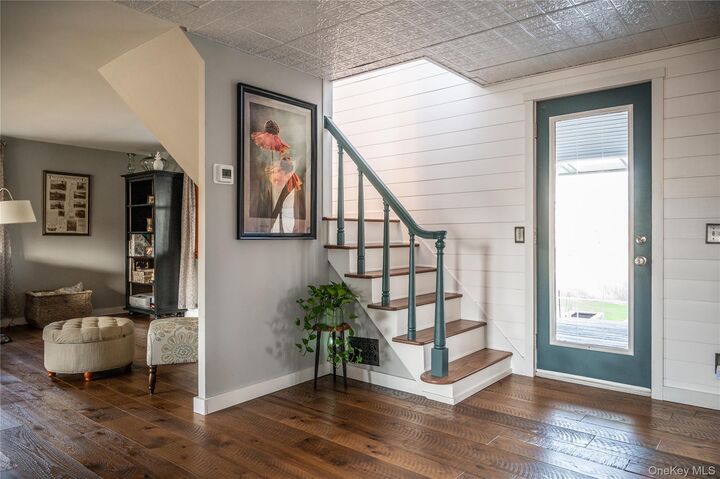 Property Photo:  362 Onion Avenue  NY 10958 