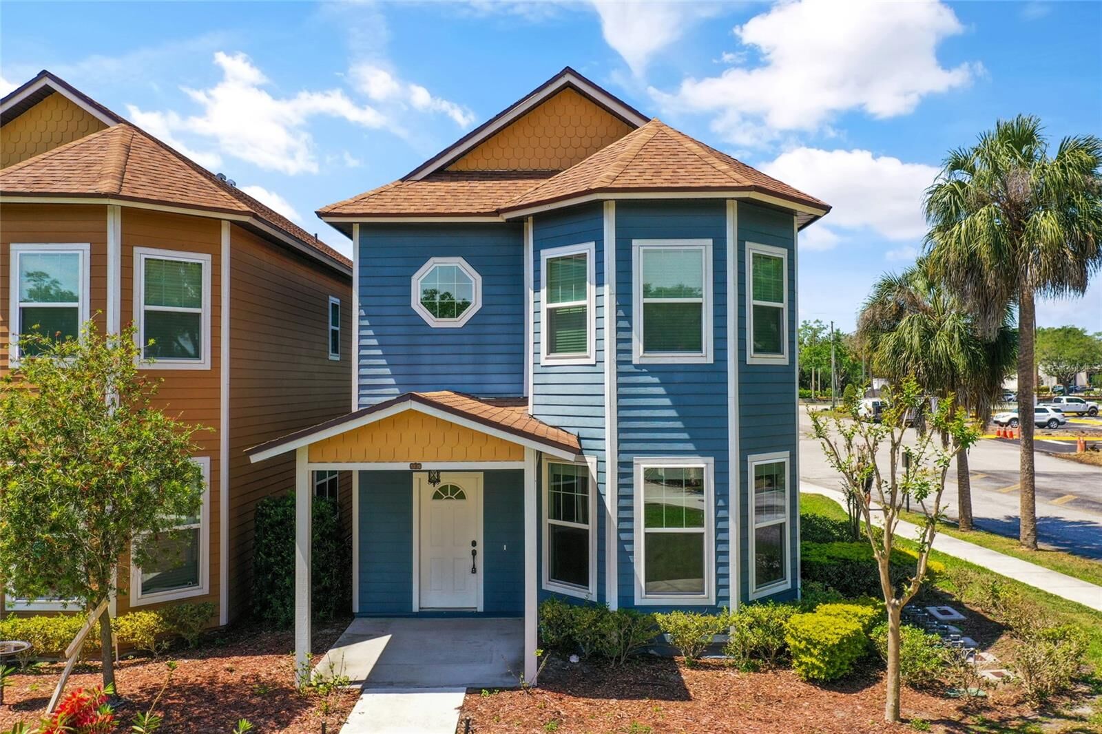 Property Photo: 509 Sunbranch Lane FL 32707