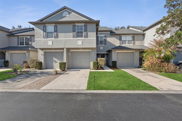 Property Photo: 171 Constitution Way FL 32708