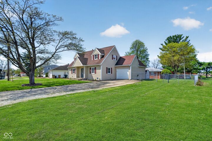 Property Photo:  2430 Westline Drive  IN 47203 