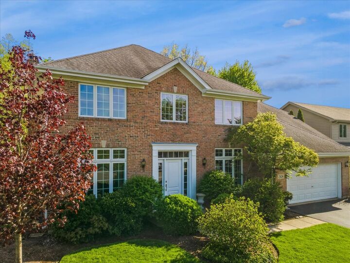 Property Photo:  2508 High Meadow Road  IL 60564 