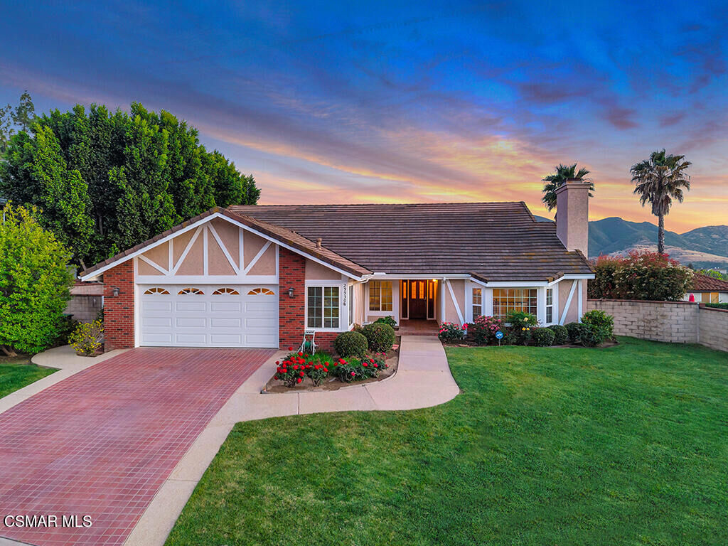Property Photo:  29930 Eastvale Court  CA 91301 