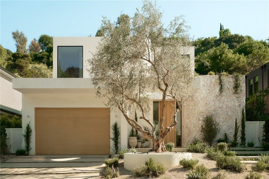 Property Photo:  3712 Goodland Avenue  CA 91604 