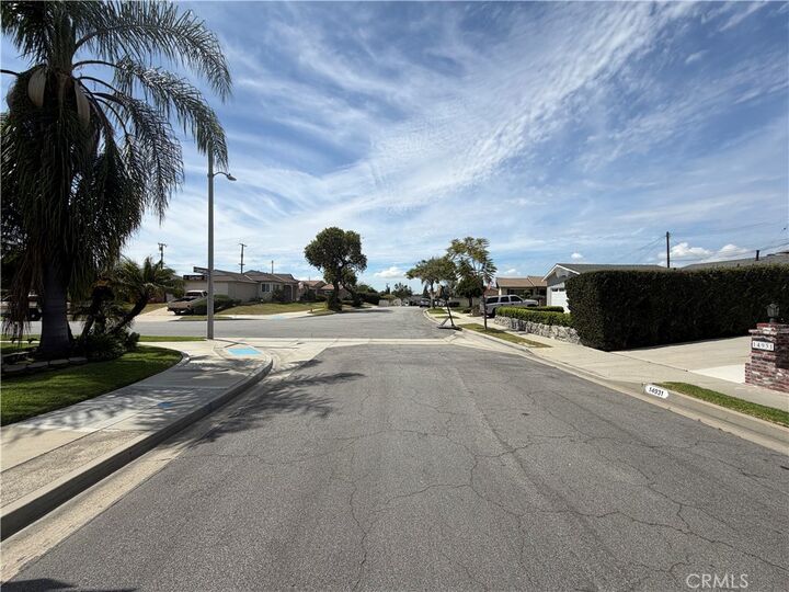Property Photo:  14936 Steprock  CA 90638 